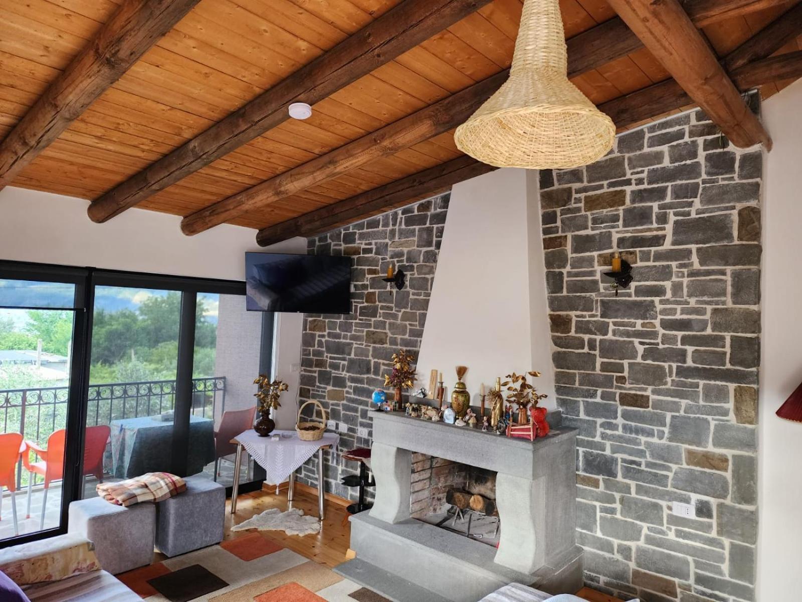 Villa Shuaipaj Gjirokaster Exterior photo